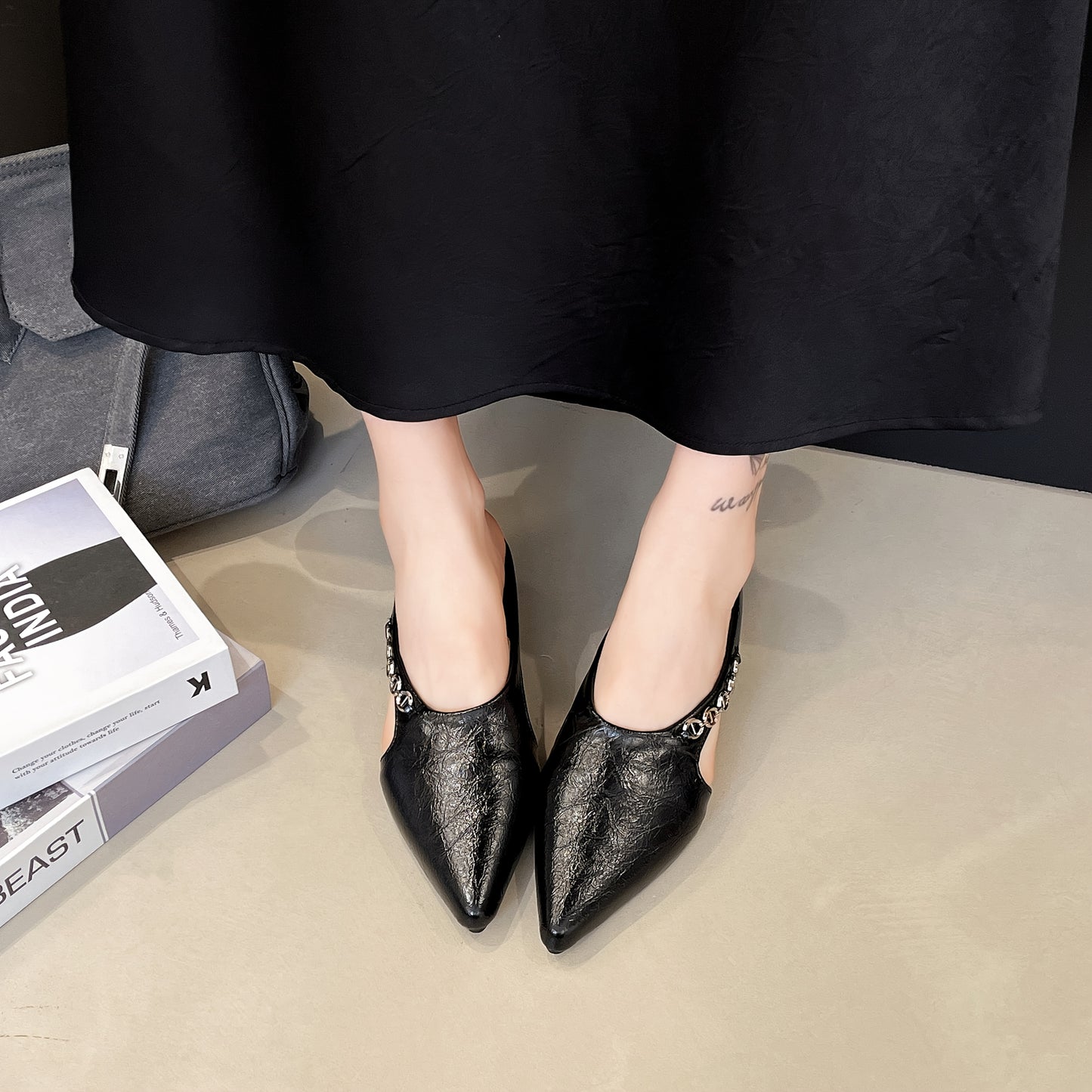 Women'S Black Pointed Toe Mules with Golden Buckle - Elegant PU Sandals for Summer