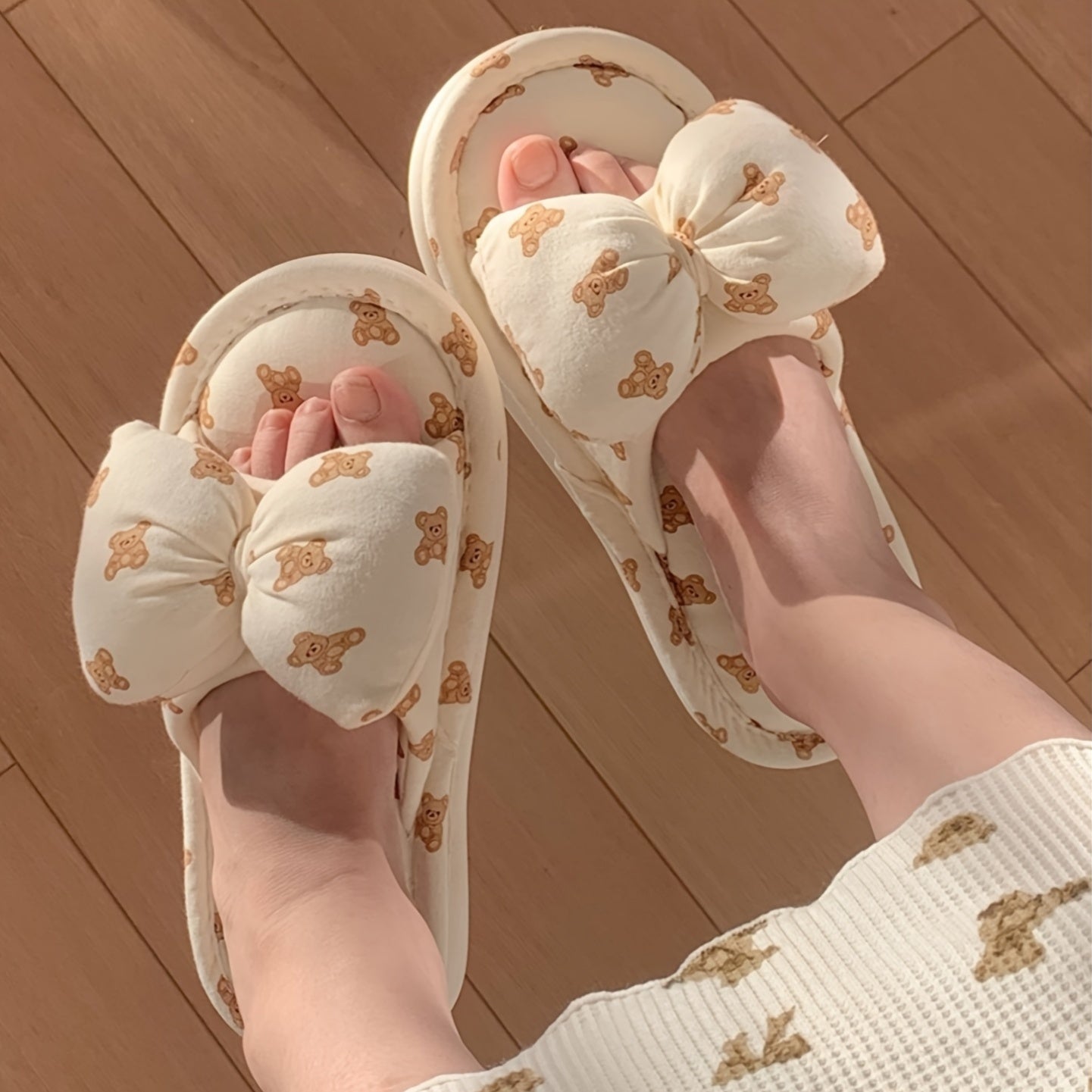 Xixia Women'S Adorable Bear And Bow Design Slip-On Footwear - Soft Fabric Upper And Lining