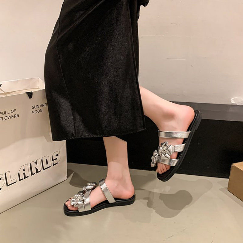 2025 New Korean Style Summer Open-Toe Flat Sandals for Women - Casual Fashion, Floral Embellishments, Non-Slip Rubber Sole, Ankle Strap, Beige & Black Design, Summer Sandal