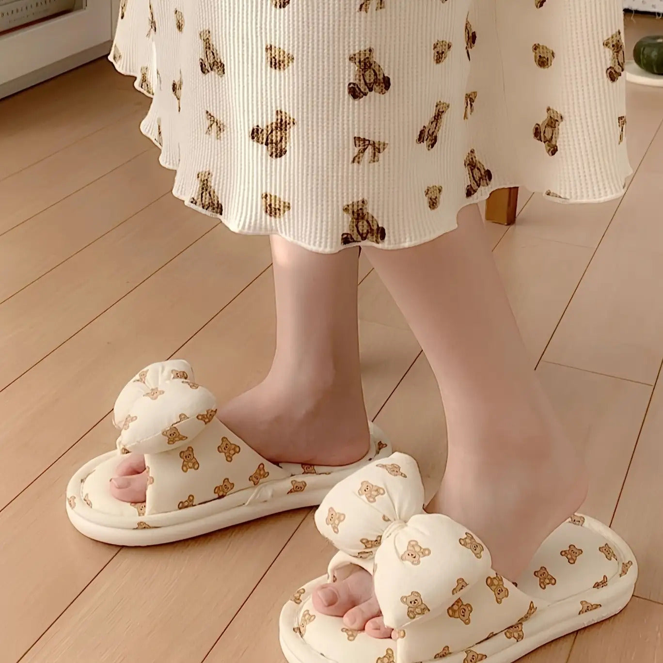 Xixia Women'S Adorable Bear And Bow Design Slip-On Footwear - Soft Fabric Upper And Lining
