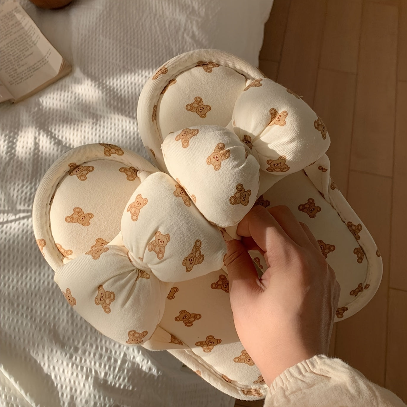 Xixia Women'S Adorable Bear And Bow Design Slip-On Footwear - Soft Fabric Upper And Lining