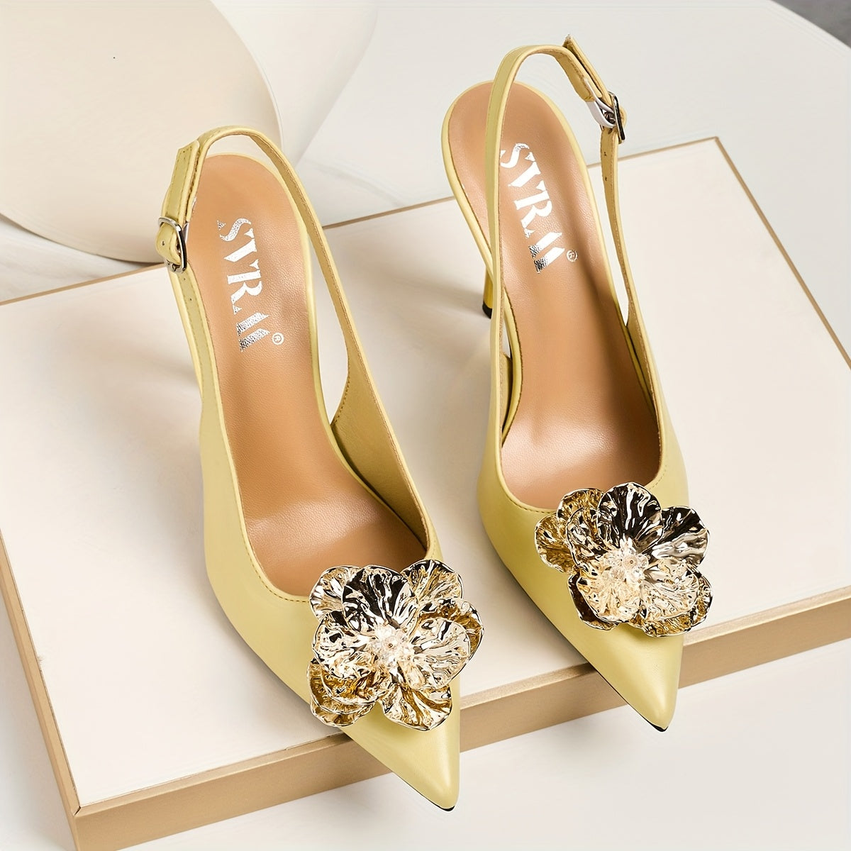 Summer New Women's Fashion Pointed-Toe Stiletto Heels with Flower Decoration, Adjustable Strap Backless High Heels for Party Dinner Wedding Occasions Versatile Elegance