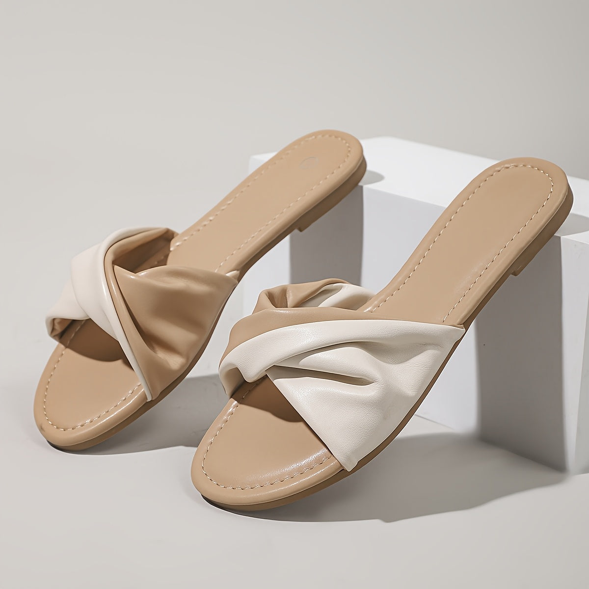 Women's Non-Slip Sandals - Lightweight Beach Slippers with Beige\u002F, Open-Toe Slip-Ons
