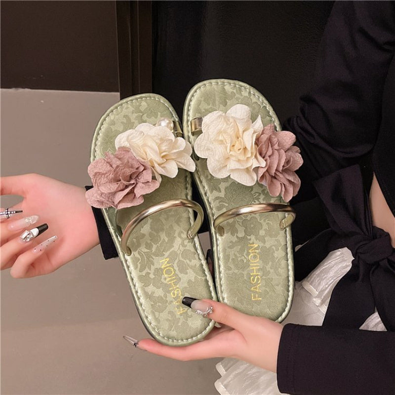 Women's Floral Embellished Slip-On Slippers with Golden Accents - Soft Fabric Upper, Non-Slip Rubber Sole & Cushioned Insole for All-Season Indoor\u002FOutdoor Comfort, Cute Slippers, Indoor Footwear, Elegant Slipon, Durable Comfort