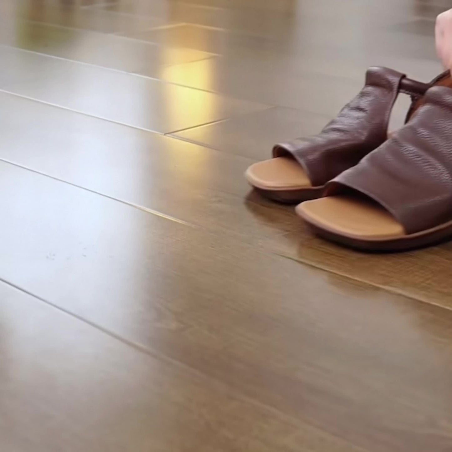 Comfortable Sandals Comfortable Brown PU Women's Summer Sandals | Open-Toe Flat Sandals with Adjustable Hook-and-Loop Strap, Soft Rubber Sole, Casual Strappy Sandals, Durable Footwear for All Seasons