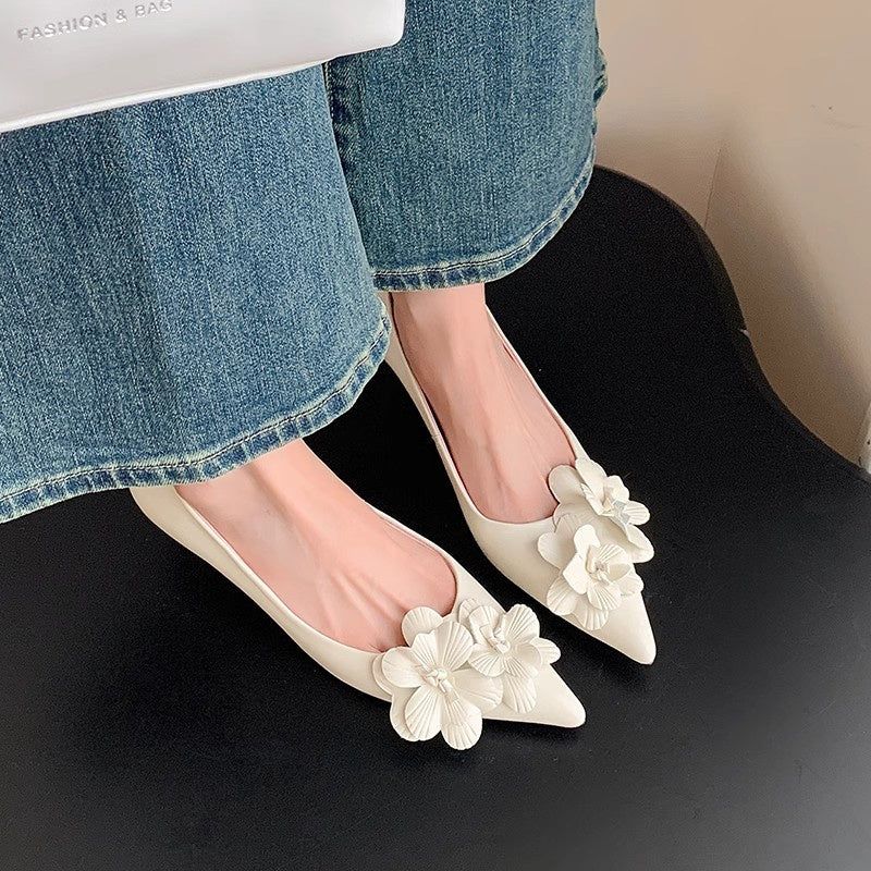 Women's French Floral-Decorated Pointed-Toe Low Block Heel Pumps - Elegant White Synthetic Cover Shoes with Cushioned Insole for All-Season Versatile Wear